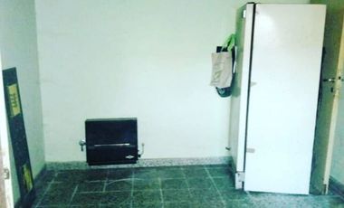 CASA 3 AMB SOLIDA A REFACCIONAR - LOTE 300M2