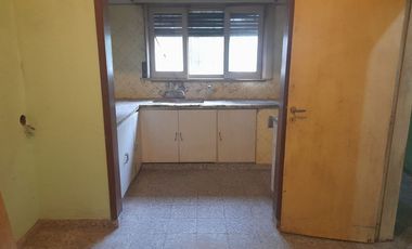 CASA 3 AMB SOLIDA A REFACCIONAR - LOTE 300M2