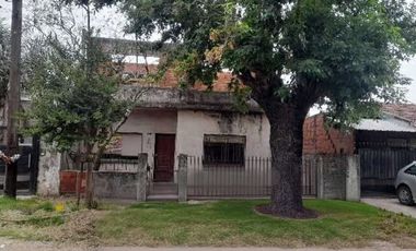 CASA 3 AMB SOLIDA A REFACCIONAR - LOTE 300M2