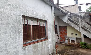 CASA 3 AMB SOLIDA A REFACCIONAR - LOTE 300M2