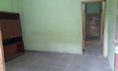 CASA 3 AMB SOLIDA A REFACCIONAR - LOTE 300M2