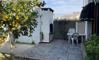 Venta Casa 4 amb V. Ballester. Ideal 2 familias