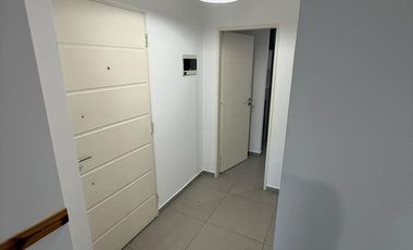 ALQUILER  2 AMBIENTES -  CASEROS -CERCANO AL CTRO