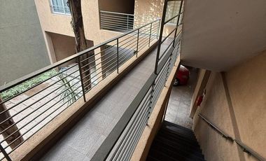 ALQUILER  2 AMBIENTES -  CASEROS -CERCANO AL CTRO
