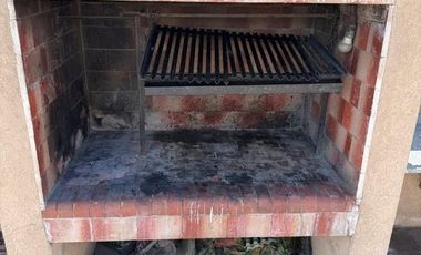 ALQUILER  2 AMBIENTES -  CASEROS -CERCANO AL CTRO