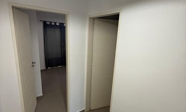ALQUILER  2 AMBIENTES -  CASEROS -CERCANO AL CTRO