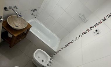 ALQUILER  2 AMBIENTES -  CASEROS -CERCANO AL CTRO