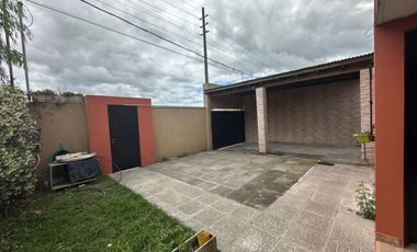VENTA LOTE 2 CASAS 3 AMB PILETA COCHERA NAVARRO