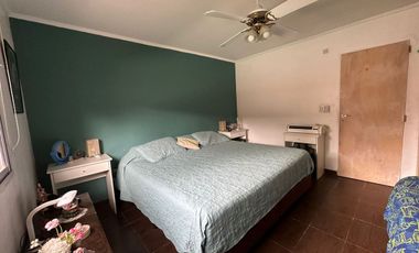VENTA LOTE 2 CASAS 3 AMB PILETA COCHERA NAVARRO