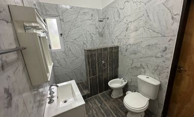 VENTA LOTE 2 CASAS 3 AMB PILETA COCHERA NAVARRO