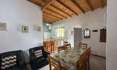 VENTA LOTE 2 CASAS 3 AMB PILETA COCHERA NAVARRO