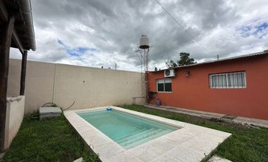 VENTA LOTE 2 CASAS 3 AMB PILETA COCHERA NAVARRO