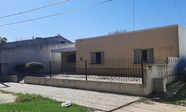 CASA 3 DORM   IDEAL DESARROLLOS  LAGUNA LARGA CBA