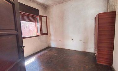 VENTA CASA 4 AMB QUILMES  JARDIN Y COCH APTO CRED