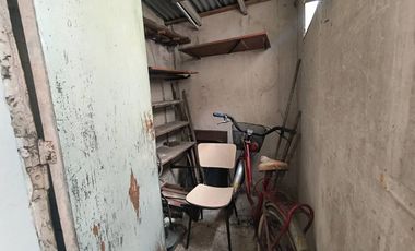 VENTA CASA 4 AMB QUILMES  JARDIN Y COCH APTO CRED