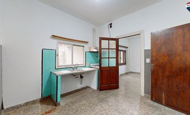 PH 2 AMBIENTES EN VENTA EN GERLI CON TERRAZA