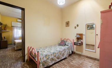 VENTA CASA 3 AMBIENTES RAFAEL CASTILLO