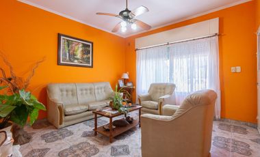 VENTA CASA 3 AMBIENTES RAFAEL CASTILLO