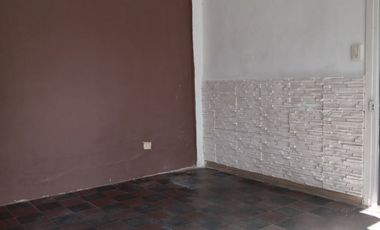 Alquiler PH 2 Ambientes en Moron