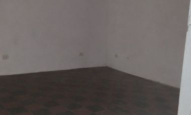 Alquiler PH 2 Ambientes en Moron