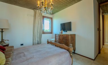 CASA EN VENTA EN AREA 60 CON VISTA A LA LAGUNA