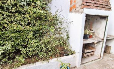 VENTA CASA 3 AMBIENTES CON GARAGE B. SAN MARTIN