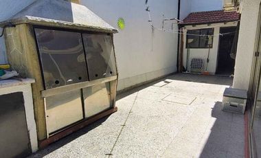 CASA 3 AMB COCH. PARRILLA Y PILETA SAN JUSTO
