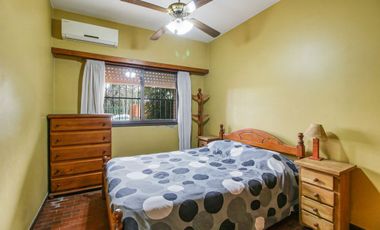 Venta lote 2 casas de 4 amb + quincho y cochera