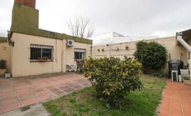 Venta lote 2 casas de 4 amb + quincho y cochera