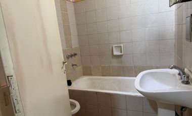 CASA DE 3 DORMITORIOS. B° LAS MORERAS, SANTA LUCIA