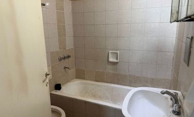 CASA DE 3 DORMITORIOS. B° LAS MORERAS, SANTA LUCIA