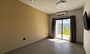 Casa en Rivadavia B Privado 3 hab 2 Baños 500m2