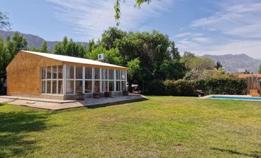 VENTA CASA 2 DORMITORIOS Y PILETA VILLA TACU ZONDA