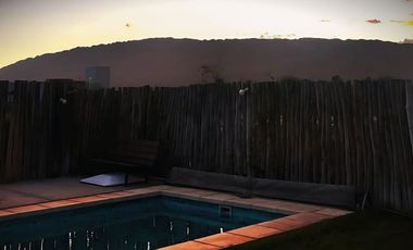 VENTA CASA 2 DORMITORIOS Y PILETA VILLA TACU ZONDA