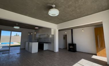 Casa 3 Habitaciones 2 Baños B Privado Rivadavia