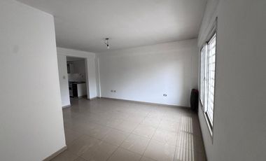 VENTA 2 AMBIENTES C/ COCHERA CENTRO MORENO IMPECAB