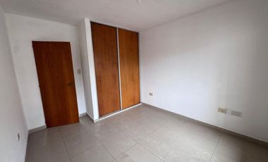 VENTA 2 AMBIENTES C/ COCHERA CENTRO MORENO IMPECAB