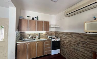 VENTA PH 4 AMBIENTES CON PATIO BANFIELD APTO CREDI