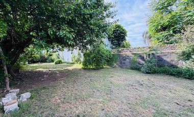 Casa 5 ambientes con amplio terreno alquiler Lanus