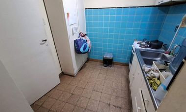 CASA 4 AMBIENTES VENTA LOMAS DE ZAMORA CON PARQUE