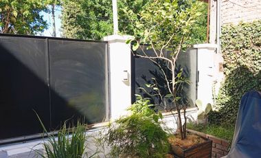 CASA 4 AMBIENTES VENTA TRISTAN SUAREZ CON DEPTO