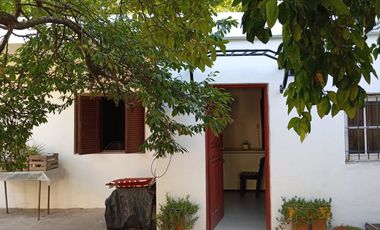 CASA 4 AMBIENTES VENTA TRISTAN SUAREZ CON DEPTO