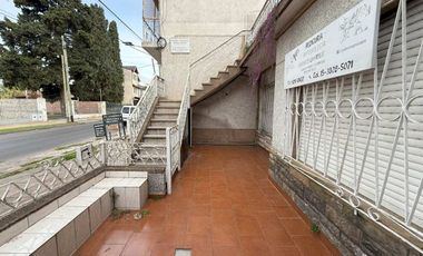 Casa venta multifamiliar 5 amb en Luis Guillón