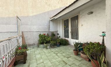 Casa venta multifamiliar 5 amb en Luis Guillón