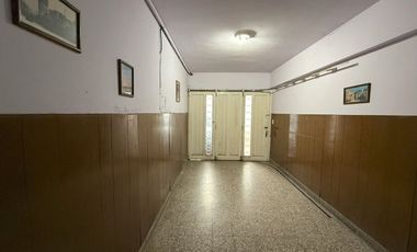 Casa venta multifamiliar 5 amb en Luis Guillón