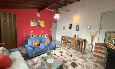 Casa venta multifamiliar 5 amb en Luis Guillón