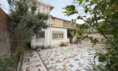 Casa venta multifamiliar 5 amb en Luis Guillón