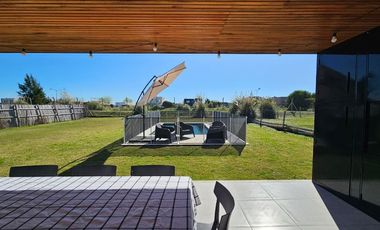 ALQUILER CASA 4 AMBIENTES SAN SEBASTIAN AREA 10