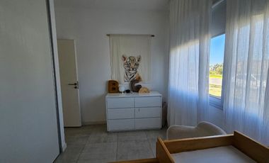 ALQUILER CASA 4 AMBIENTES SAN SEBASTIAN AREA 10