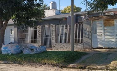 VENTA CASA 3 DORMITORIOS EN BARRIO PUNTA NORTE